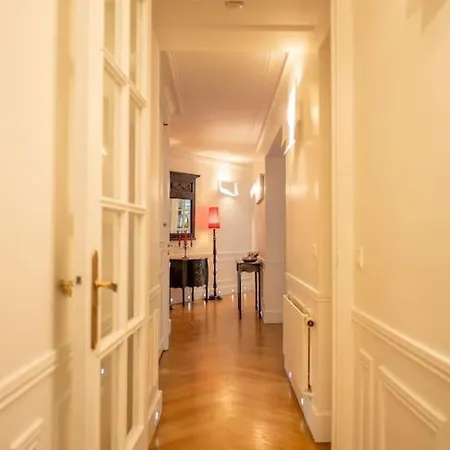 Апартаменты Haussmannien Auteuil